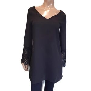 MITTOSHOP Long Lace Bell Sleeve Vneck Tunic Top